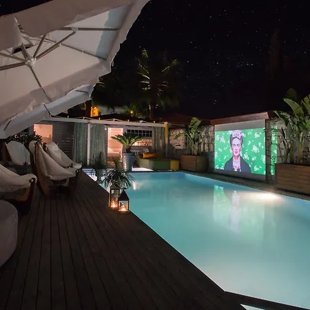 The Six ホテル アラカティ