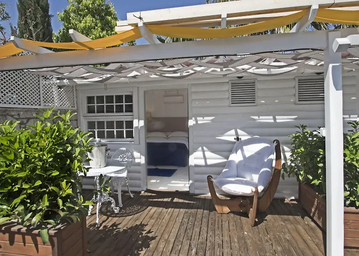 The Six Szálloda Alacati