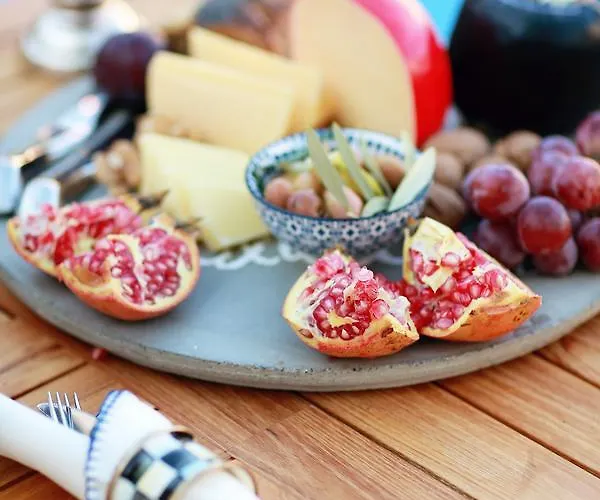 The Six Отель 5*