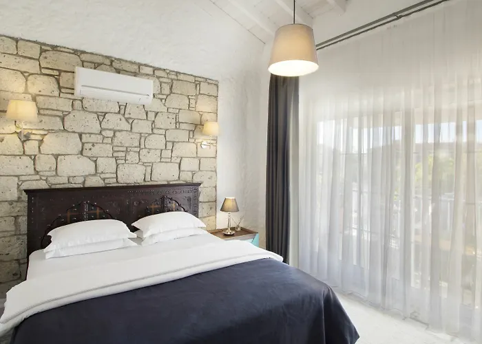 The Six Отель Алачати